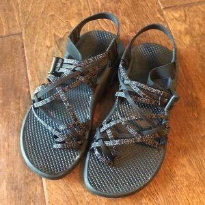 Chaco - 3 strap - Black & White - Used once